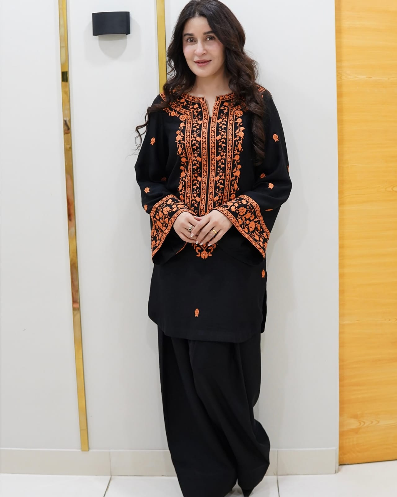 SOFIA MEDIUM & LARGE SIZE