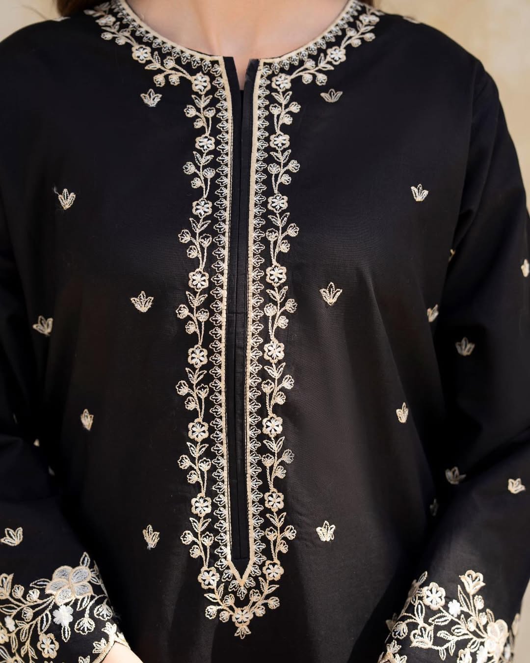 HOCK – Black Embroidered Long Length 2PC