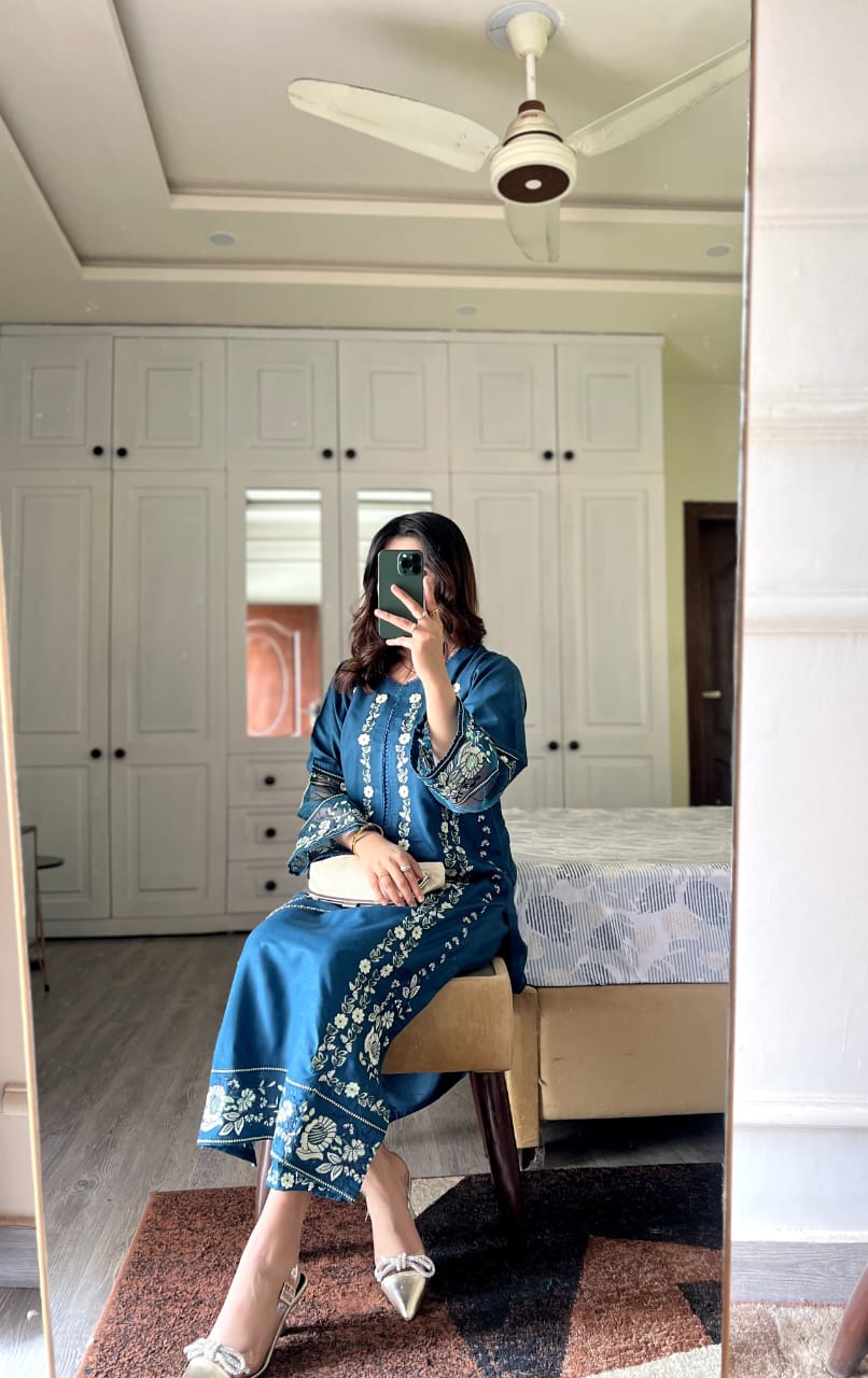 SAHER – Embroidered Long Length 2PC