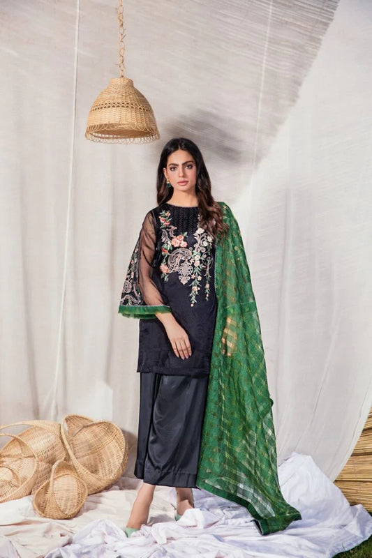 Nazneen - Rohtas Clothing
