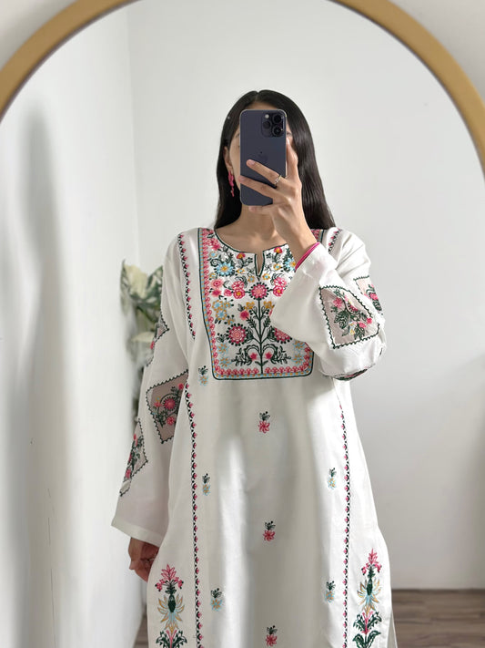 ‎WHITE DOVE EMB 2PC