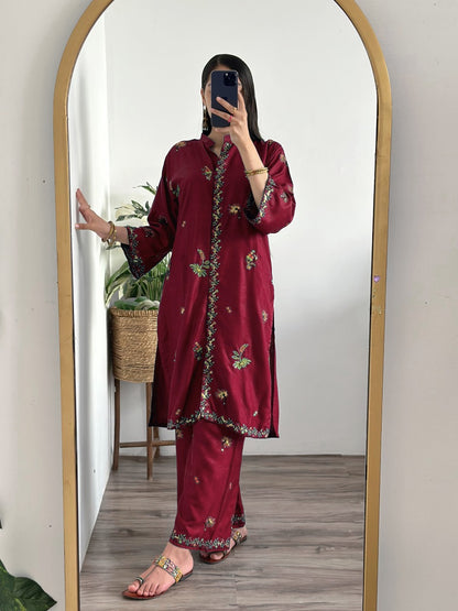 AAIRA SEQUENCE EMBROIDERY FRONT CUT 2PC