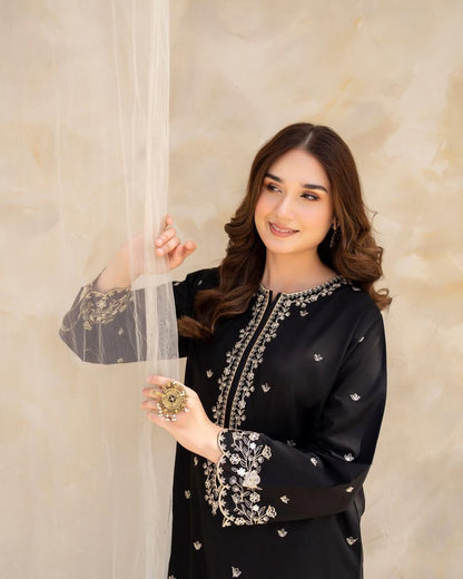 HOCK – Black Embroidered Long Length 2PC