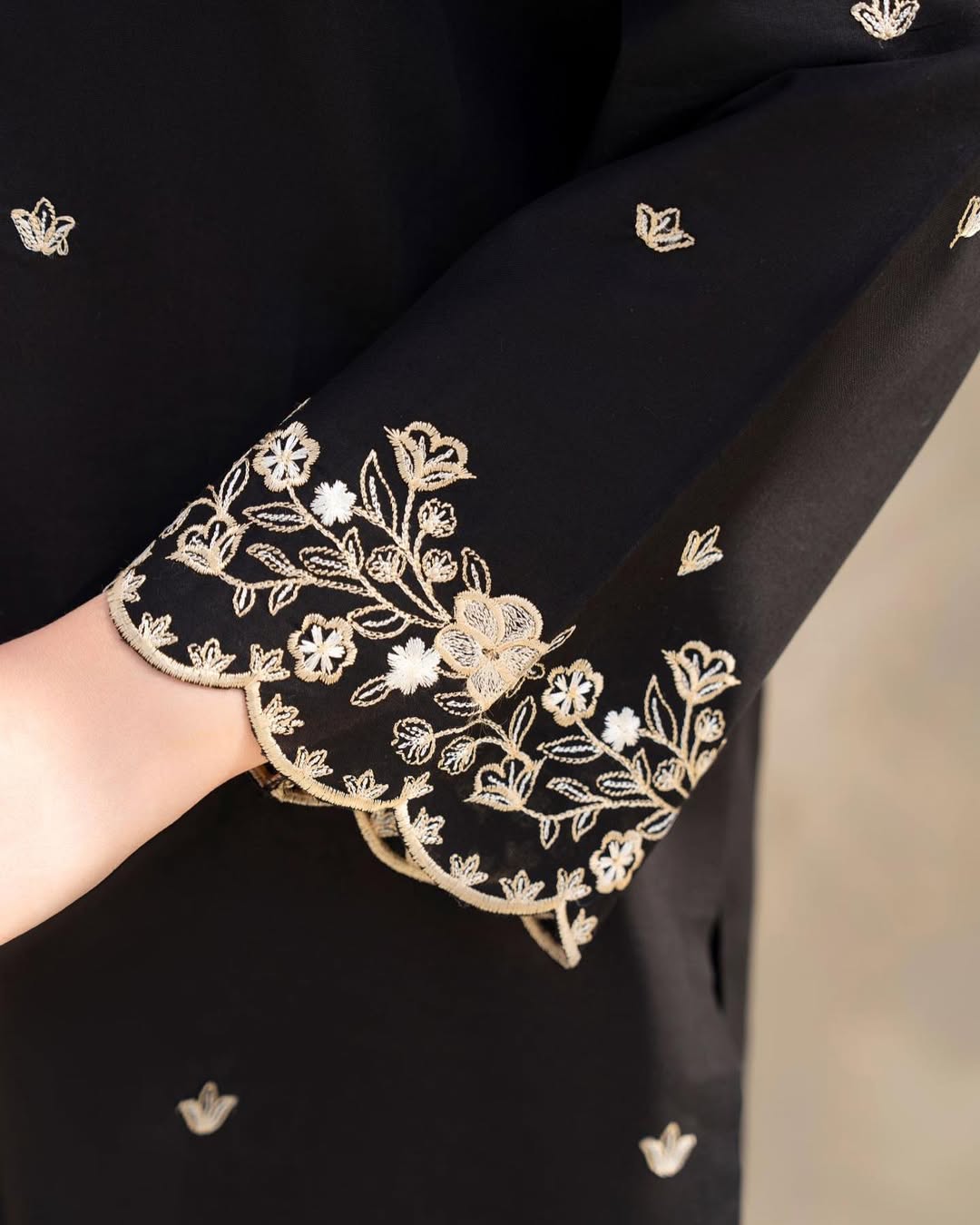 HOCK – Black Embroidered Long Length 2PC