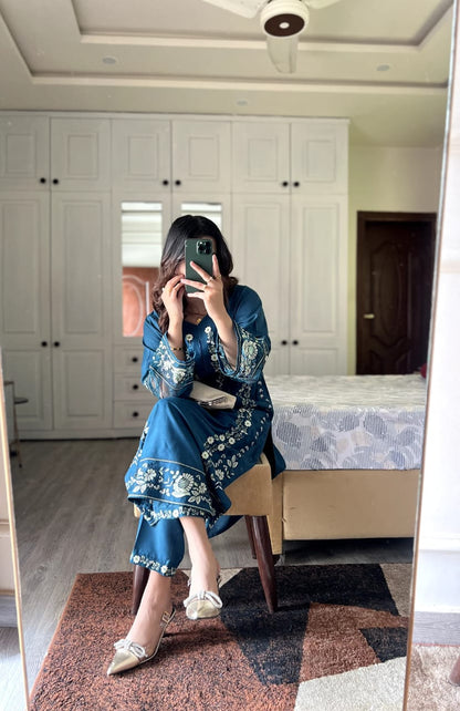 SAHER – Embroidered Long Length 2PC