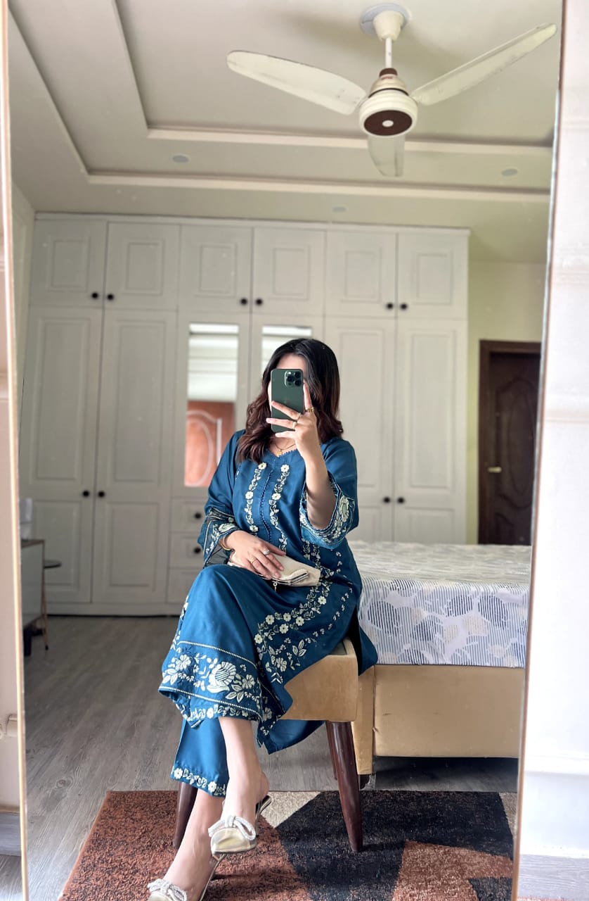 SAHER – Embroidered Long Length 2PC