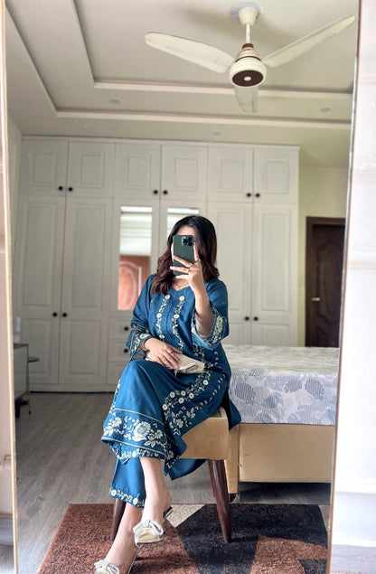 SAHER – Embroidered Long Length 2PC