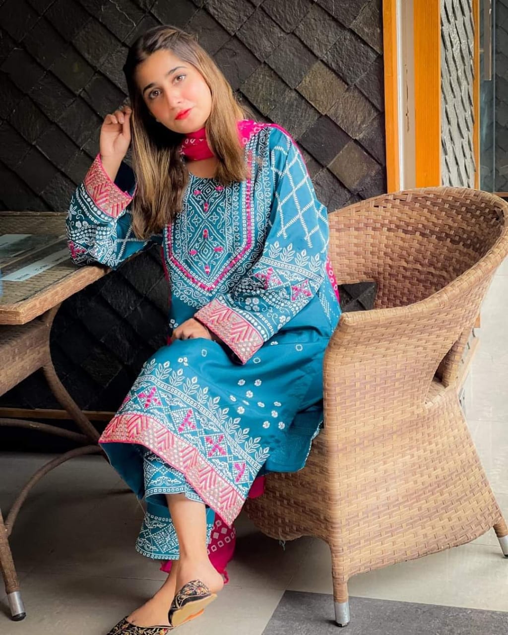 CHUNRI – Silk Premium 3PC Embroidered Set