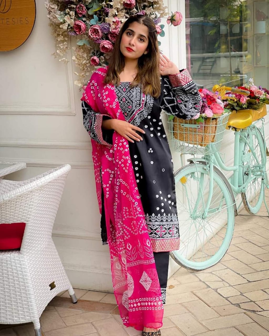 CHUNRI – Silk Premium 3PC Embroidered Set