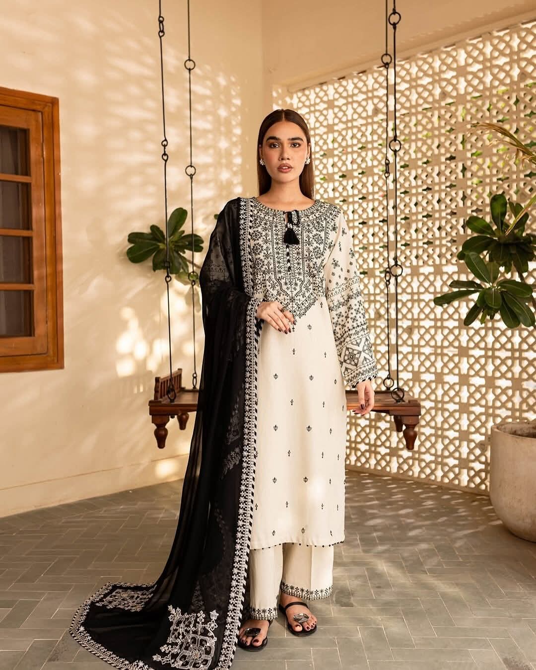 ‎ARFA EMBROIDERY 3PC